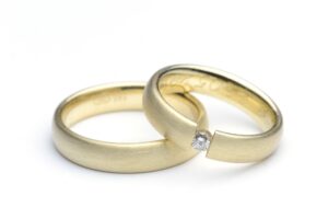 wedding rings on white background